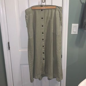 Going to donate soon! Light and airy high waisted skirt